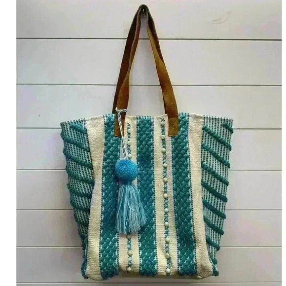 Lovestitch Handbags - Lovestitch Tote Beach Bag w/ Tassel